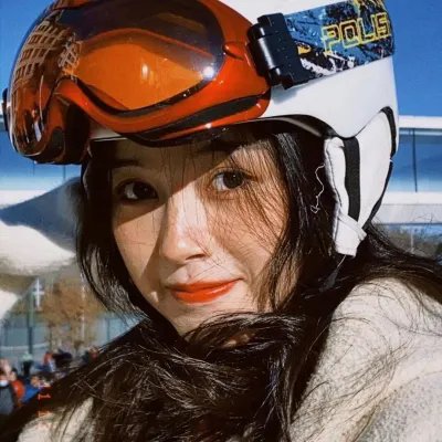 蝶舞莺歌